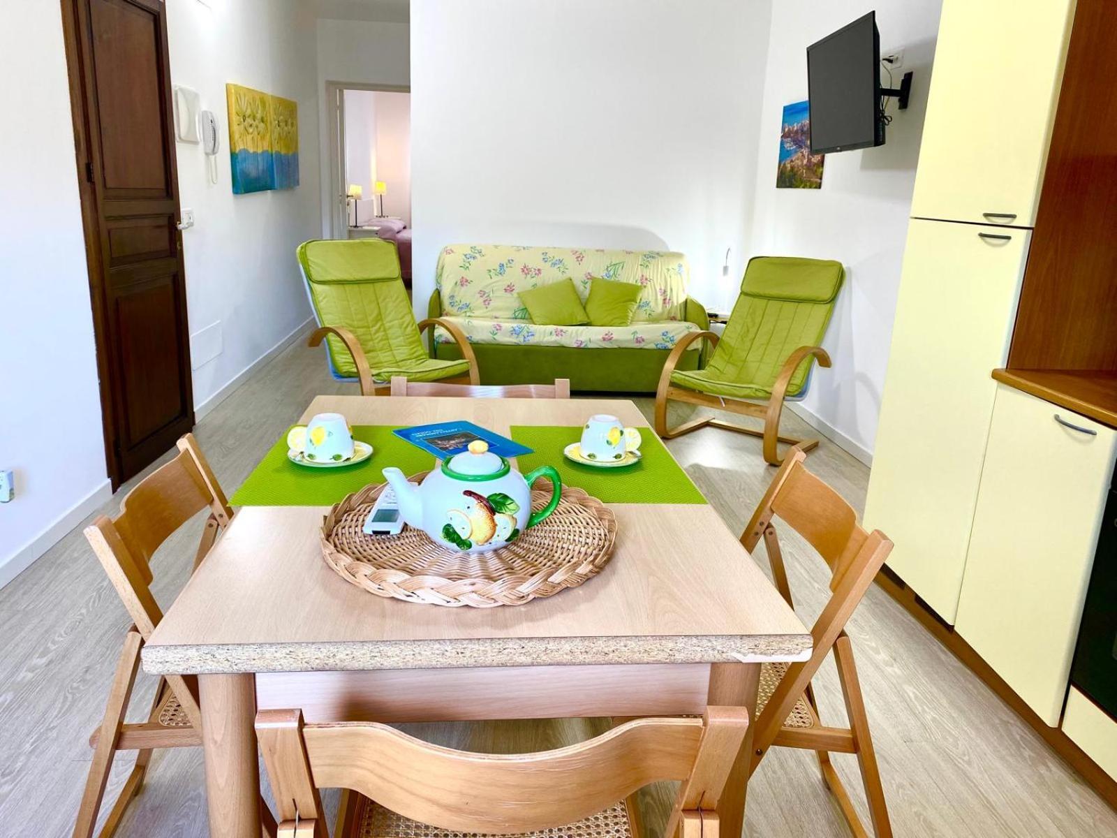 Residence Le Rose Кастелламмаре-дель-Голфо Экстерьер фото