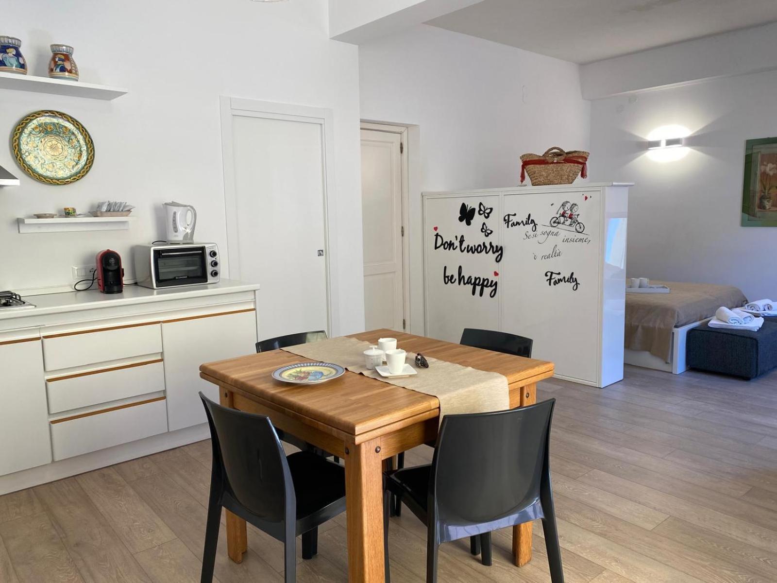 Residence Le Rose Кастелламмаре-дель-Голфо Экстерьер фото