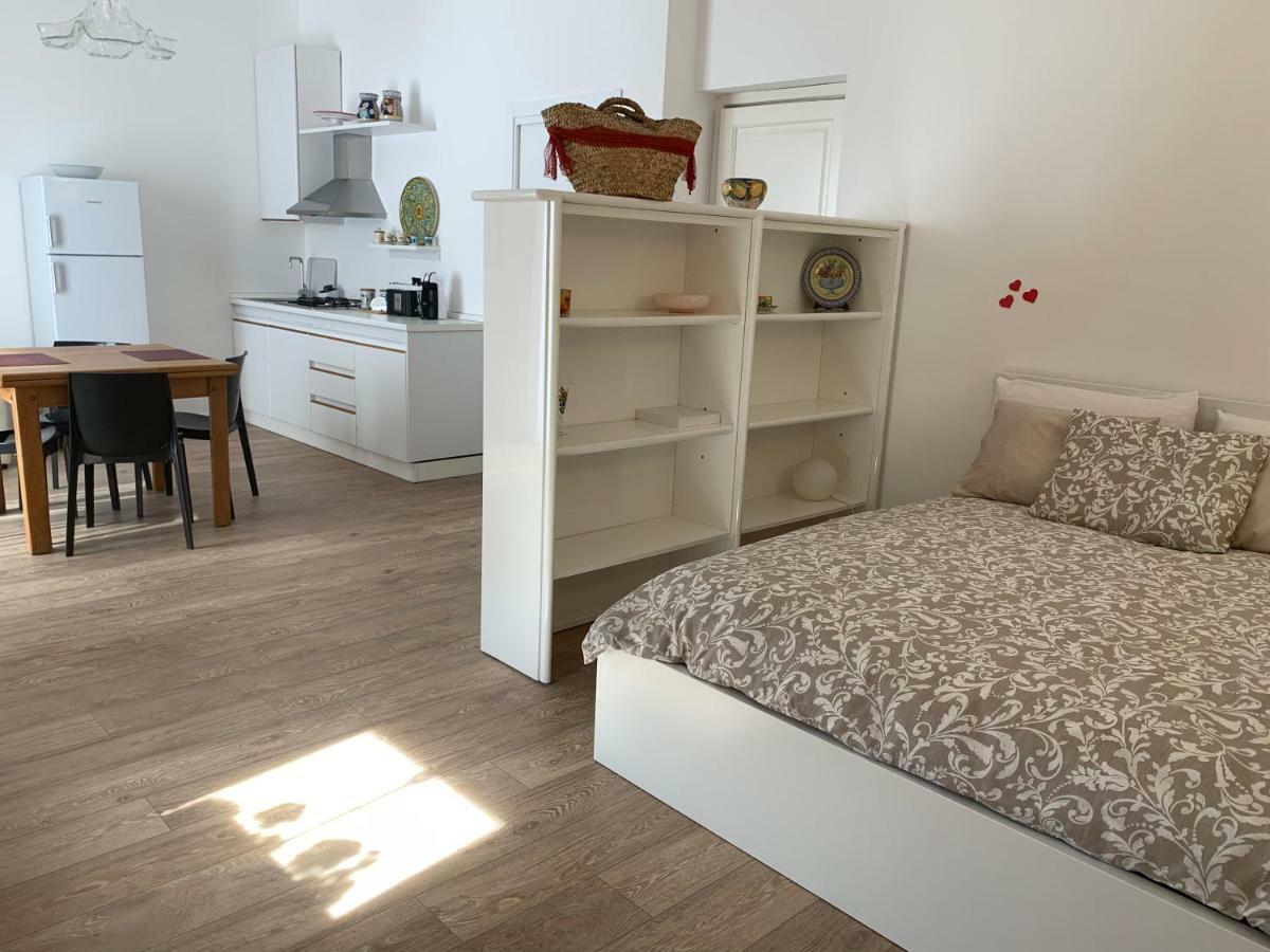 Residence Le Rose Кастелламмаре-дель-Голфо Экстерьер фото