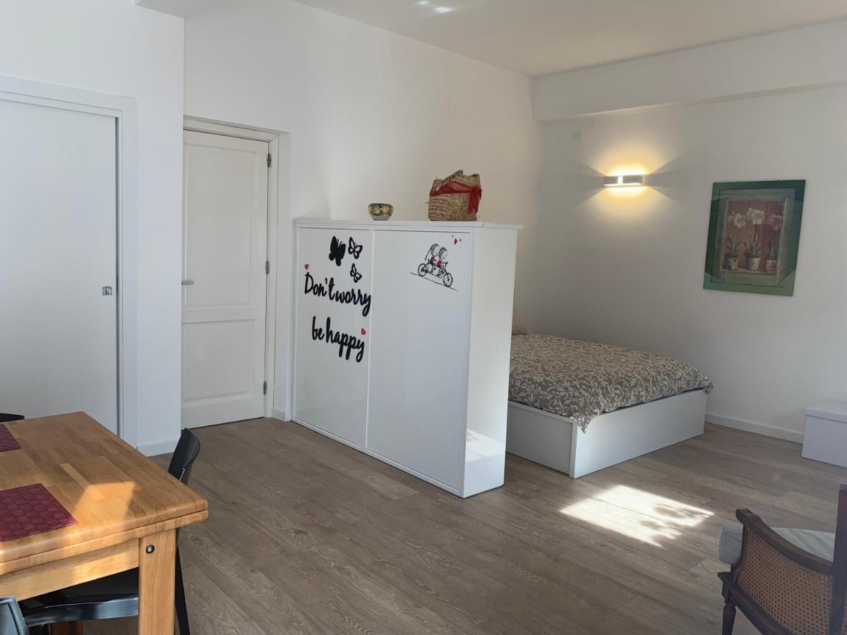 Residence Le Rose Кастелламмаре-дель-Голфо Экстерьер фото